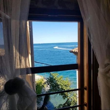 Apartment Beatrice. 10Mt To The Beach :) Rovinj Exteriör bild